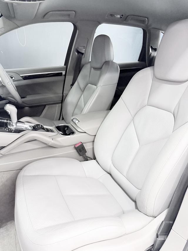 Porsche Cayenne S Hybrid 201317x,xxx KM. รถศูนย์ AAS เปลี่ยนแบตไฮบริดแล้ว รูปที่ 14