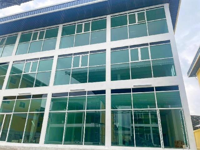 บรมราชชนนี ให้เช่าอาคารออฟฟิศ สำนักงาน 3 ชั้น 450 ตร.ม.คุณพ้ง กาญจนาภิเษก ตลาดน้ำคลองลัดมะยม 300 ม. 38 ตร.วา.ตลาดน้ำตลิ