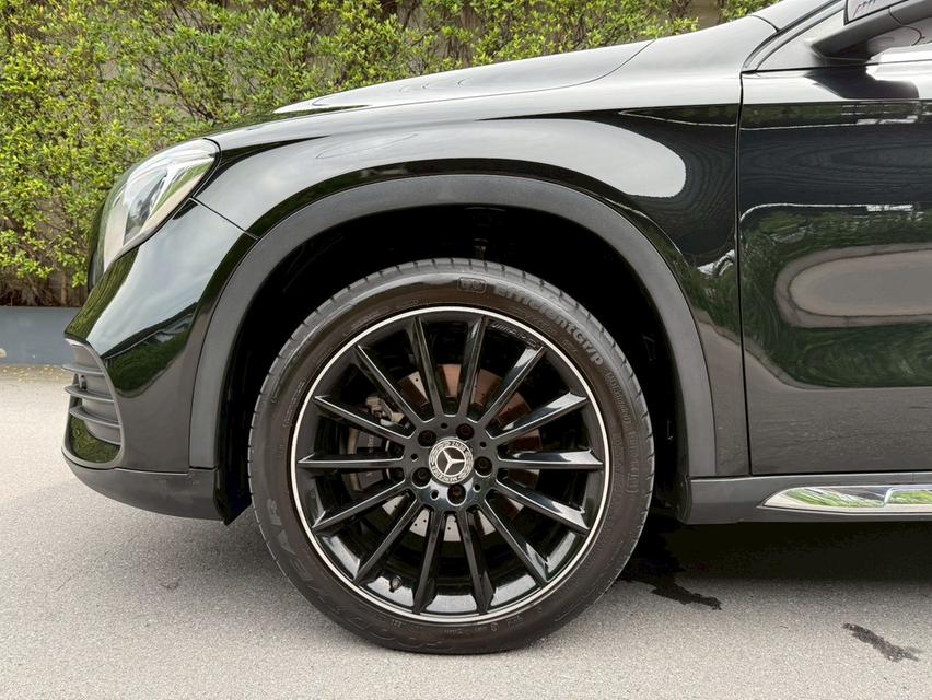 Benz GLA250 Amg 2019 Facelift ไมล์วิ่ง 108,000 km. เข้าศูนย์ทุกระยะ รถสวย จัดไฟแนนซ์ได้เต็ม 15