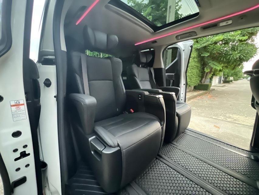 TOYOTA ALPHARD 2.5 SC package 2022 12