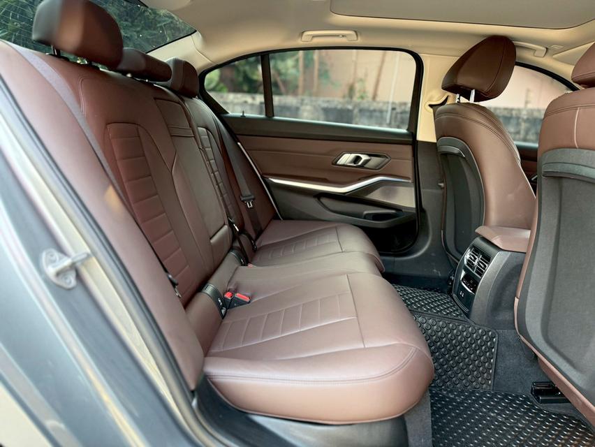 BMW 320Li Msport ปี25 รูปที่ 13