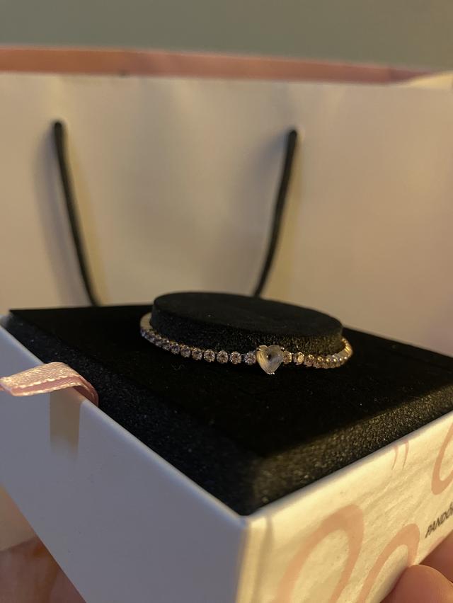 สร้อขอมือPandora สีโกลด์