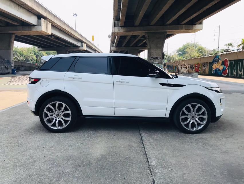 ขายรถ Range Rover Evoque 2.2 ปี 2012 สีขาว เกียร์ออโต้ 8