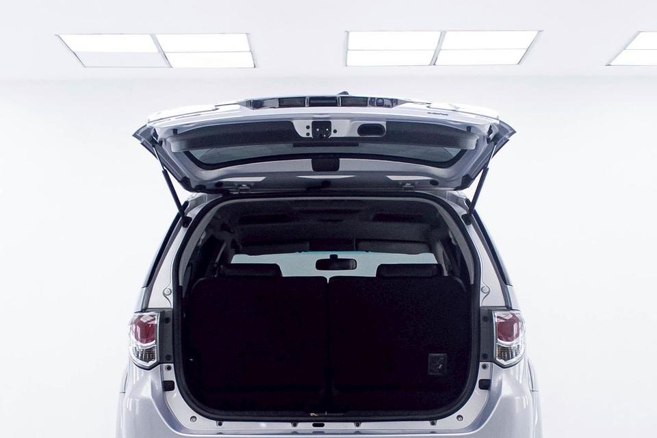 รหัสรถ  1D580 FORTUNER 3.0 รุ่นฉลอง50ปี 8