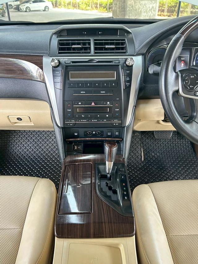 🚗 2016 Toyota CAMRY 2.5 Hybrid AT รูปที่ 13