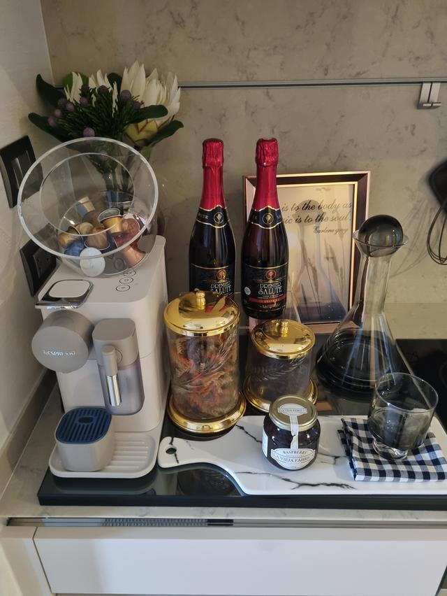 ขายห้องสวยราคาดี! The Bangkok Sathorn พื้นที่ใช้สอย 61.60 ตร.ม.ชั้น 39 อาคาร B 6