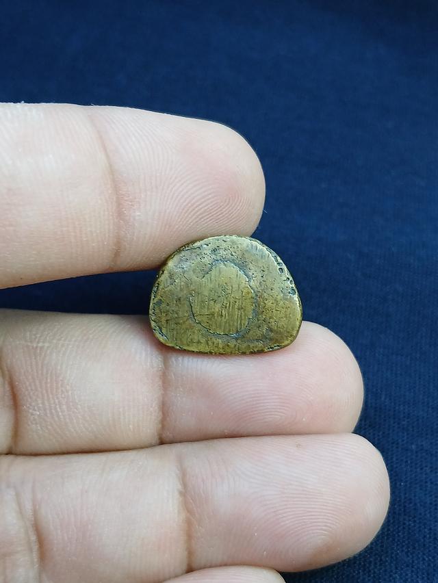 หลวงพ่อเงิน วัดบางคลาน 5