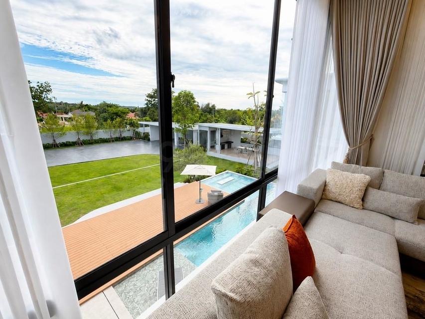 For Sale — Ultra Luxury Pool Villa near Mabprachan Lake, Pattaya• Land size: 408 sq.wah• Usable area: over 1,200 sq.m.• 5 luxury bedrooms• 10 bathroom รูปที่ 14