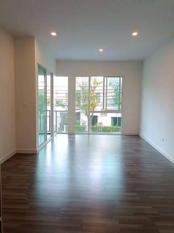 HR 10389 ให้เช่าทาวน์โฮม 3 ชั้น 3 ห้องนอน เบล็สทาวน์ Bless Town รามอินทรา 127 บ้านใหม่สวยมาก 8