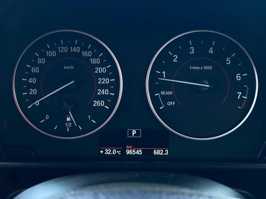 BMW 116i MSport สีดำ ปี 2014 ไมล์ 9x,xxx km คอมแพ็คคาร์ 5ประตู