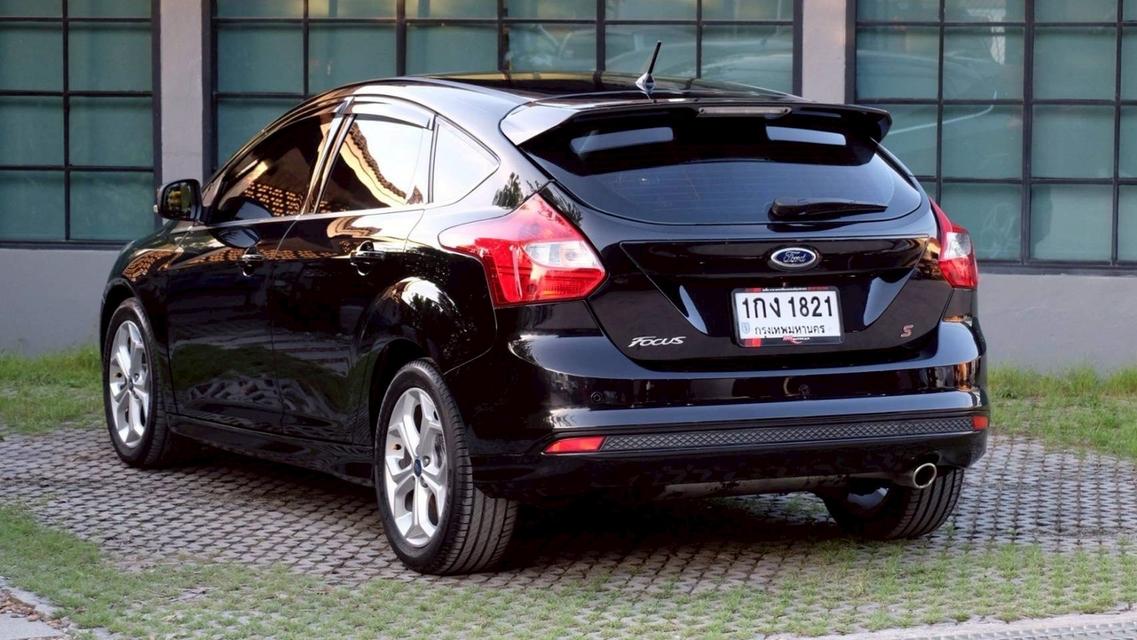 รหัสรถ KN1821 FORD FOCUS 5ประตู 2.0 TOP ปี2012 มีซันรูฟ 4