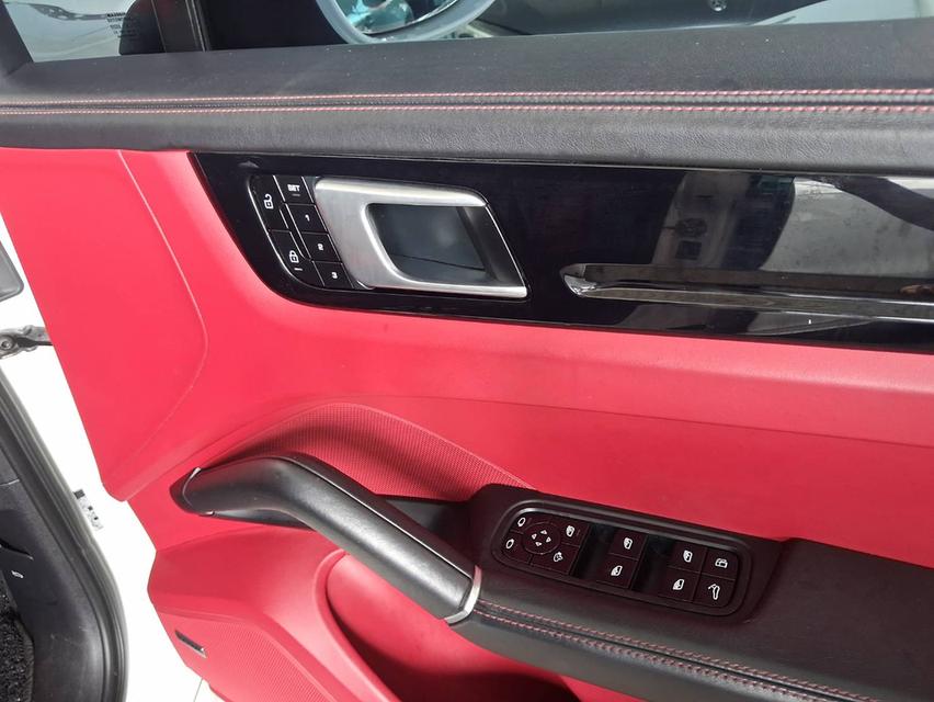 ปี2021แท้ Porsche Cayenne E-Hybrid 3.0 ท็อปสุด ประตูดูด รูปที่ 19