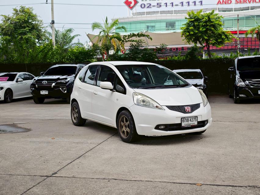 ขายรถ Honda Jazz 1.5SV ปี 2008 สีขาว เกียร์ออโต้