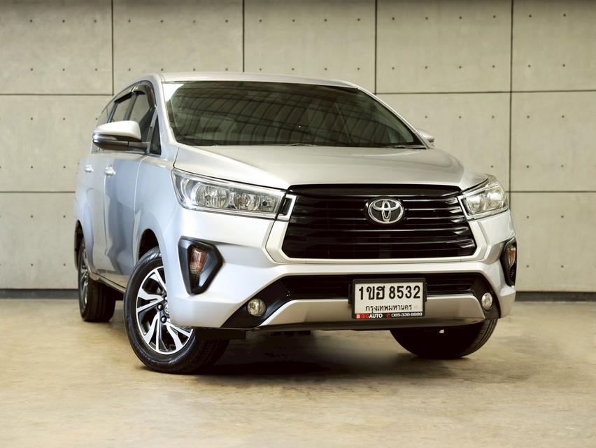 2021 Toyota INNOVA 2.0  Entry Wagon AT รูปที่ 3