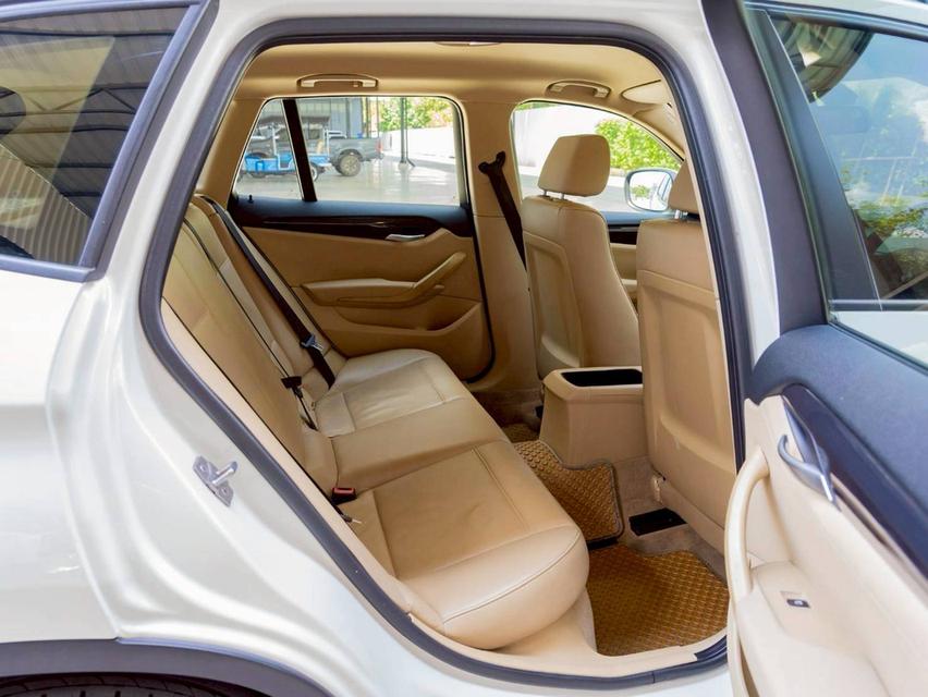 BMW X1 sDrive18i ปี 2012 ♨️ #ประกันเครื่องเกียร์3ปี30000km.♨️ รูปที่ 9
