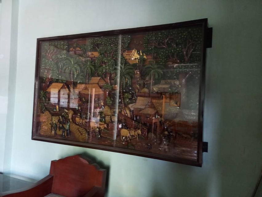 แผ่นไม้สักแกะสลัก ประดับฝาผนัง (วิถีชีวิตคนไทย) รูปที่ 7