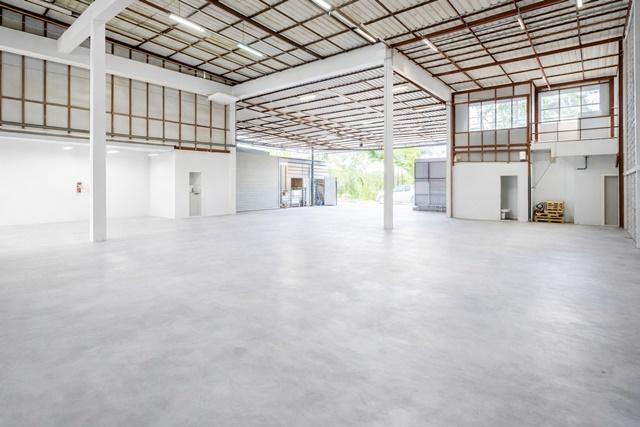 บางไผ่ บางแค สาย2-3 หมู่บ้านเศรษฐกิจ โกดังให้เช่า 4 นอน 4 น้ำ ใกล้รร.อัสสัมชัญธนบุรี 1 กม. 450 ตร.ม.112.5 ตร.วา. 2