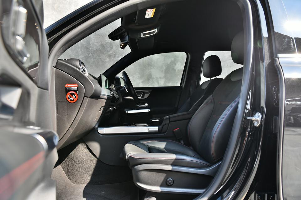 🎖️Mercedes-Benz GLB 200 AMG Dynamic W247 2022🎖️ รูปที่ 10