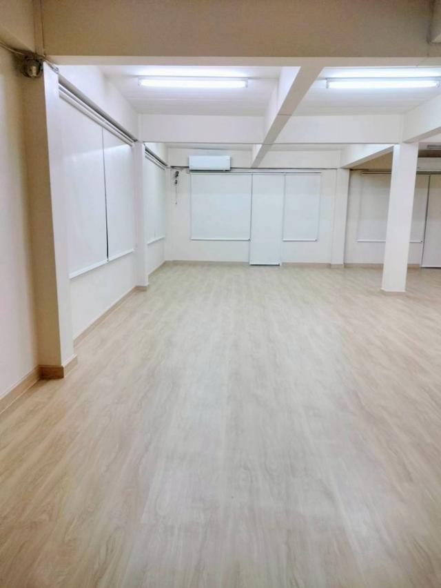 ขาย อาคารพาณิชย์ 4.5 ชั้น 135 ตรว. ซ.แจ้งวัฒนะ-ปากเกร็ด 36 ห่าง MRT สถานีเมืองทอง เพียง 200 ม. 5