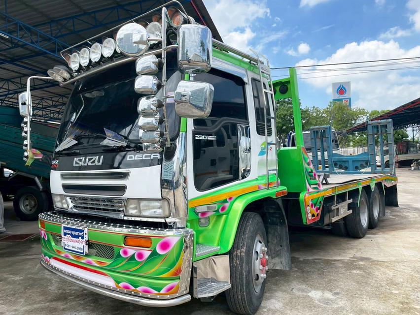 10 ล้อ ขึ้นรถเกี่ยว ISUZU FVM33 195 แรง ปี 47 ยาว 7.1 x 2.4 m. สภาพพร้อมใช้  บริการจัดไฟแนนซ์ 690,000 096-082-5329 แนน  รถจอดสระบุรี