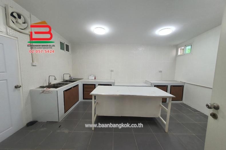 ขาย/เช่า ทาวน์โฮม หมู่บ้าน เวิร์ฟ เพชรเกษม 81 (ซอยเพชรเกษม 81) เนื้อที่ 45.6 ตรว. ถนนเพชรเกษม แขวงหนองค้างพลู เขตหนองแขม กรุงเทพฯ 4