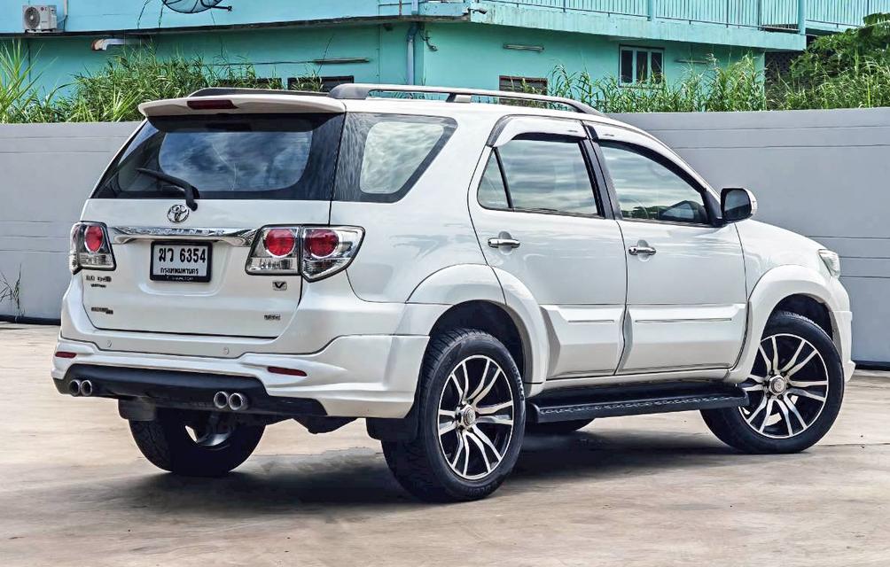 ขาย TOYOTA FORTUNER 3.0 V 4WD ปี 2012