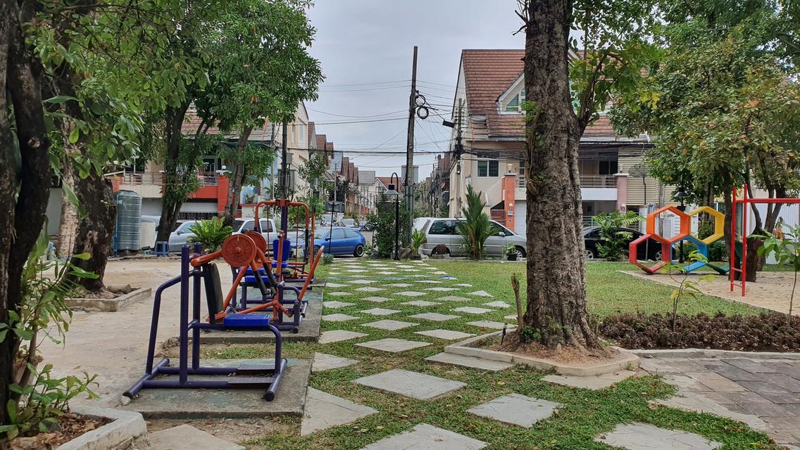 🏡 ขายทาวน์โฮม 3 ชั้น หมู่บ้านเมอริท เพลส ลาดพร้าว 87 แยก 10 💰 ราคา 3,990,000 บาท (ต่อรองได้) ✅ ค่าโอนคนละครึ่ง 📍 เจ้าของขายเอง 10