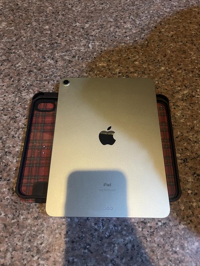ขายiPadAir4สีใหม่หายากGreen64กิ๊กสูนTrueไร้รอยตกใช้งานดีทุกๆฟังชั่นถูกๆๆ 2