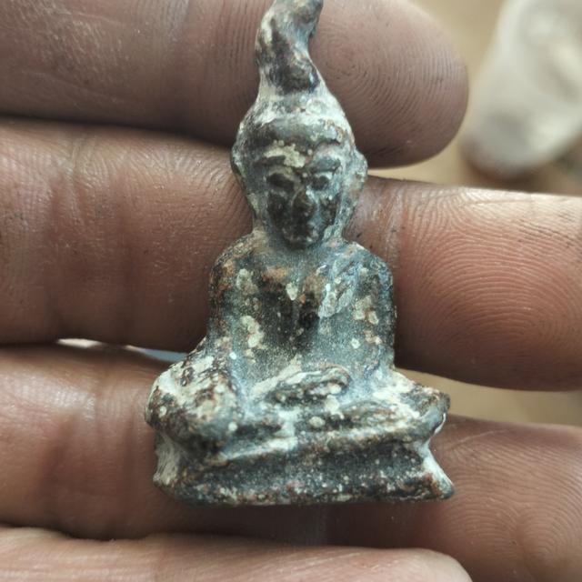 พระวัดท่ากระดาษพระรอดลำพูน