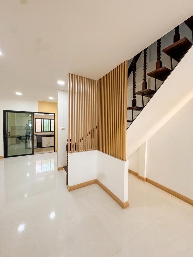 ขายทาวน์เฮาส์2ชั้น หมู่บ้านจงสุข วงศ์สว่าง19 5