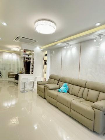 ขายทาวน์โฮม ใจกลางเมืองสวนหลวง บิ้วท์อินสวยหรูมาก modern style 2