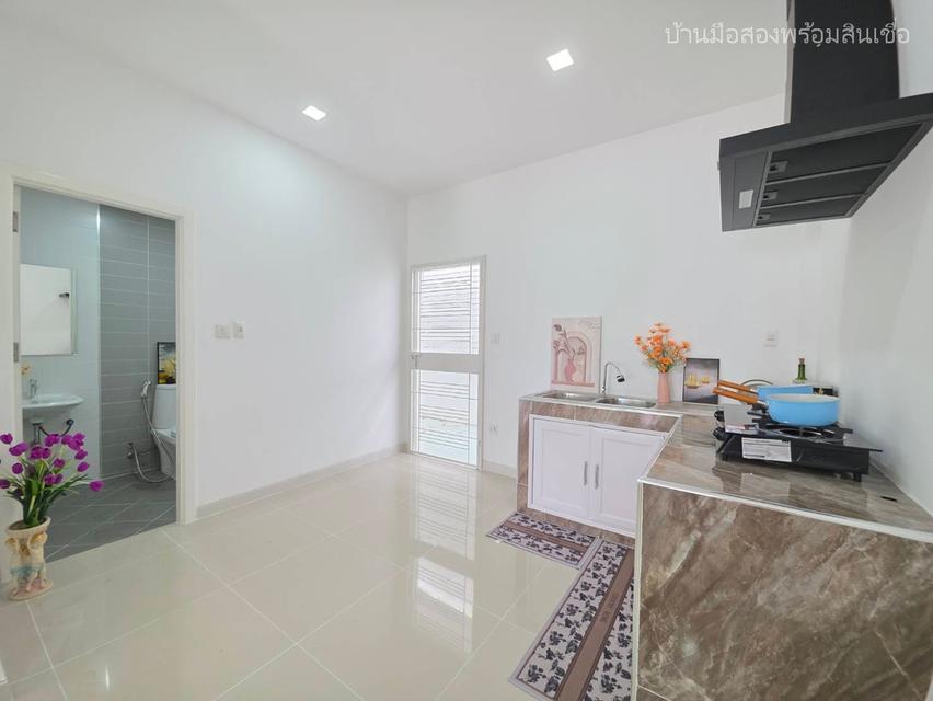 หมู่บ้านพาทาโกเนีย 5  ถนนเลียบคลองสอง บ้านสวย รีโนเวทใหม่ ทำเลดี 9