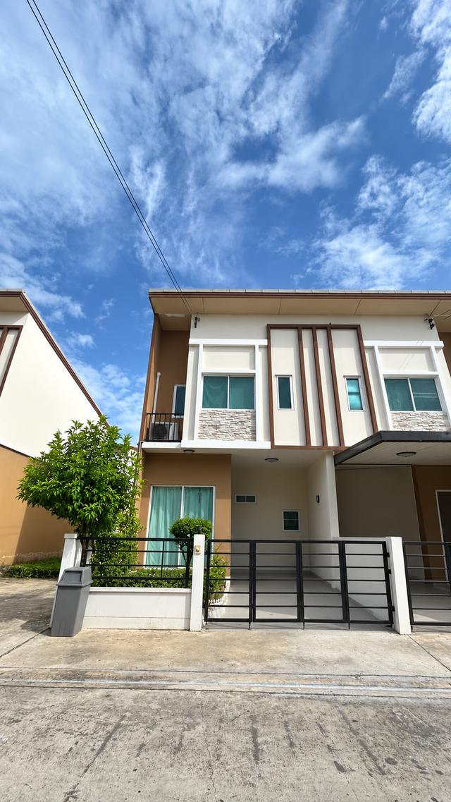 ✨🏡 ทาวน์โฮมหลังมุม หมู่บ้าน Pleno เพชรเกษม 81 ราคาดี ทำเลน่าอยู่! เริ่มต้นชีวิตใหม่ได้ง่ายกว่าที่คิด 💖 2