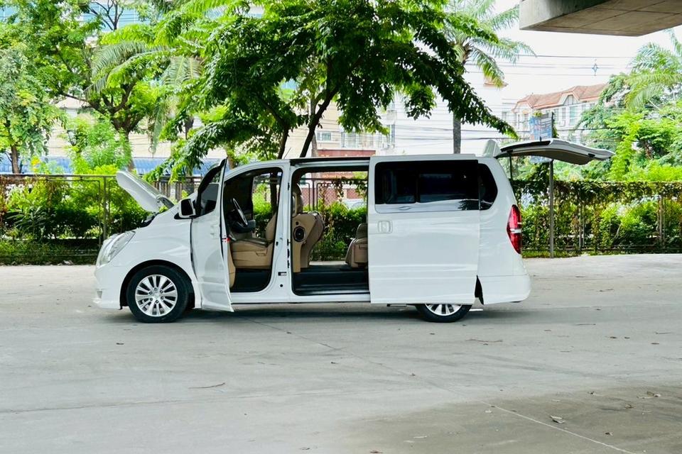 Hyundai Grand Starex 2.5 VIP AT 2013 8