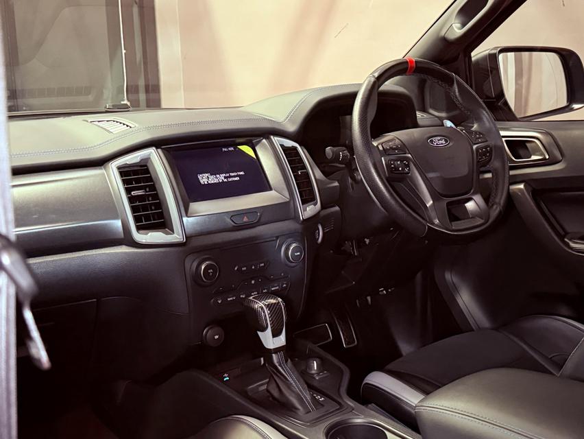 2020 FORD RANGER RAPTOR รถมือเดียวออกป้ายแดง รถวิ่งน้อย เข้าศูนย์ตรงตามระยะ รถไม่เคยมีอุบัติเหตุครับ 13
