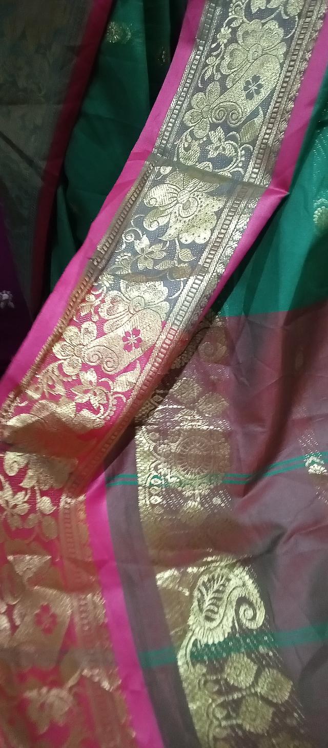 ส่สหรีอินเดีย ส่าหรีมือสอง ส่าหรี เสื้อครอปอินเดีย