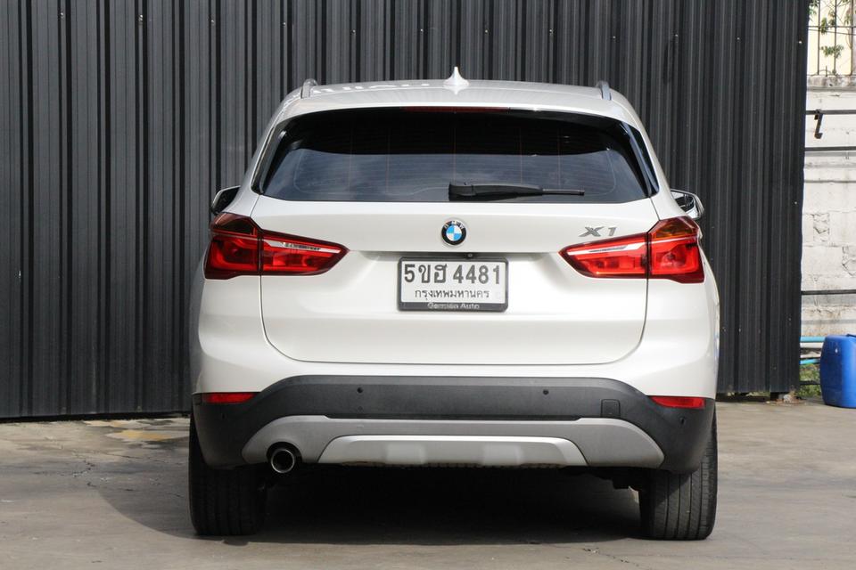bmw X1 1.5 sDrive18i xLine ปีจดทะเบียน 2017