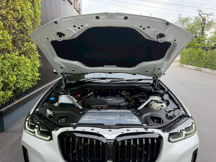 BMW X3 xDrive20d M Sport ปี 22 Lci สวยสุดในรุ่น สภาพป้ายแดง เข้าศูนย์ทุกระยะ รูปที่ 14