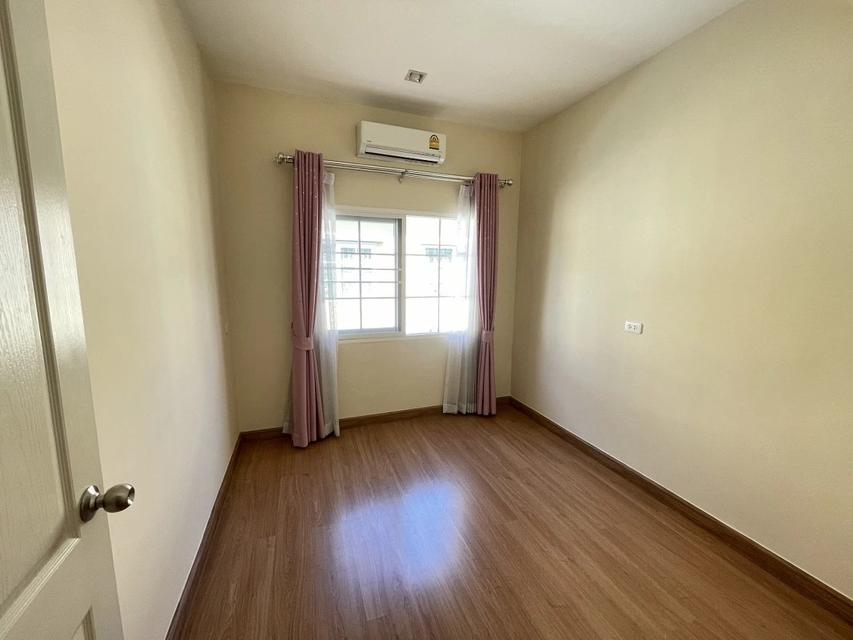 ขายทาวน์เฮ้าส์มือสองนนทบุรี โครงการ โกลเด้นทาวน์ รัตนาธิเบศร์-สถานีรถไฟฟ้าไทรม้า (Golden Town Rattanathibet-Saima Station) เนื้อที่ 21.2 ตร.ว. 14