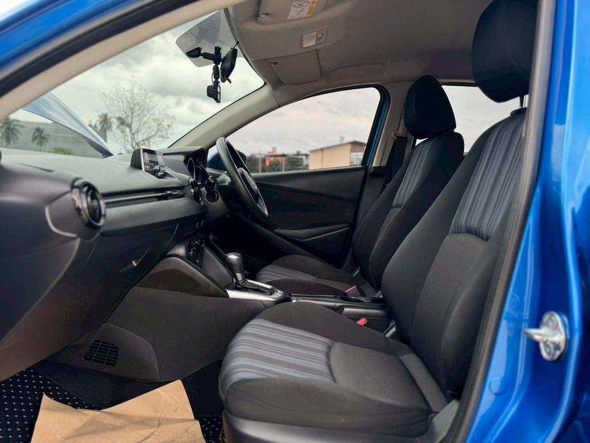 MAZDA 2 SKYACTIVE Hatch 4dr Sports Standard Auto 6sp FWD 1.3i (เบนซิน) ปี 16 สีน้ำเงิน 17