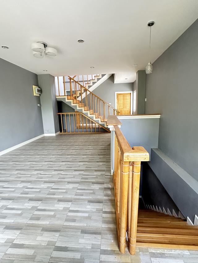 ขายอาคารพาณิชย์ 3 ชั้น 25 ตรว. ตำบล นาท่ามเหนือ อำเภอเมืองตรัง จังหวัดตรัง  ที่ตั้ง : ตำบล นาท่ามเหนือ อำเภอเมืองตรัง จังหวัดตรัง https://maps.app.goo 1