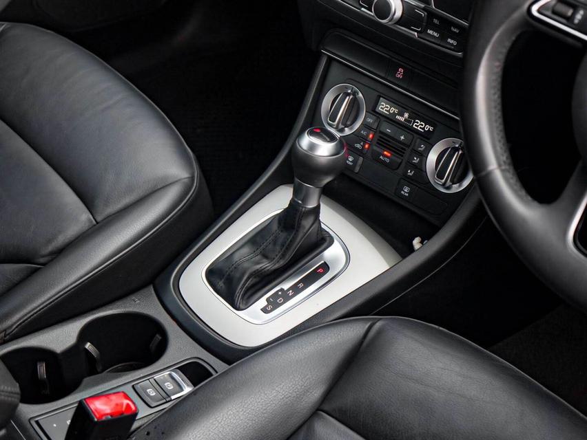 Audi Q3 2.0 Quattro SUV 2014 รถศูนย์ Audi มือเดียวป้ายแดง 9