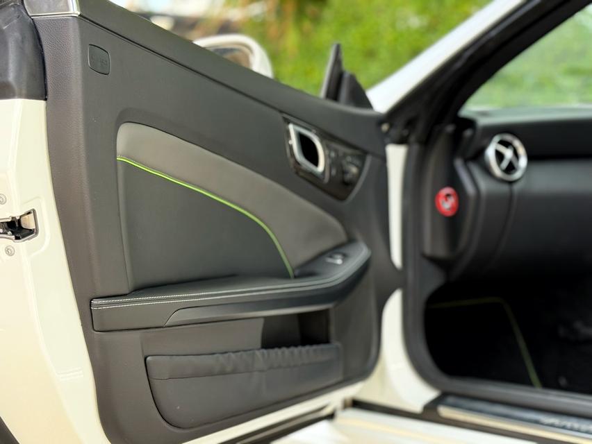 2015 BENZ SLK CARBON LOOK รถมือเดียวออกป้ายแดง รถวิ่งน้อย ประวัติ SERVICE ครบ รถไม่เคยมีอุบัติเหตุครับ 14