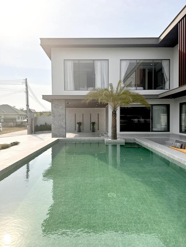 Luxury Pool Villa for Sale in Pattaya- Huai Yai  12