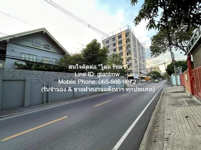 บ้าน บ้านหรูสไตล์อังกฤษผสม Loft 2+1 ชั้น (ห้องใต้หลังคา) ซ.อินทามระ 4 BR 5 BR 90000000 thb ใกล้ ตลาดห้วยขวาง 1.2 กม. และ 2