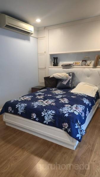 ขายทาวน์โฮม 3 ชั้น หลังมุม ปรับปรุงใหม่ บ้านกลางเมือง สาทร ตากสิน พื้นที่ 20 ตรว 3นอน 3น้ำ มีบิวอินบางส่วน- ghd000103 รูปย่อยที่ 2