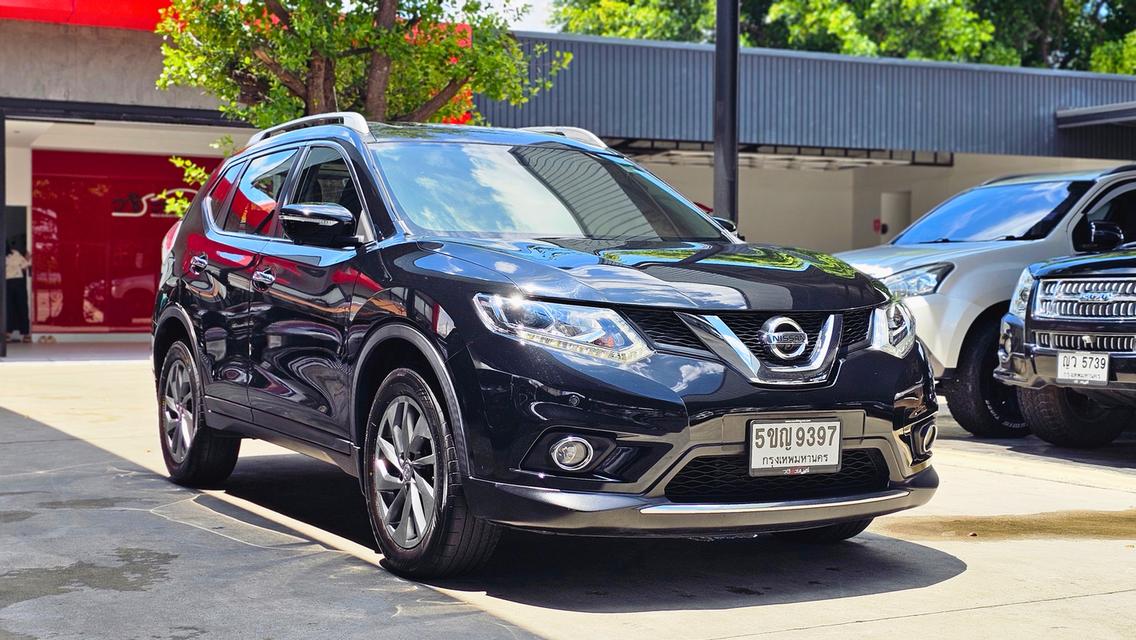 ขายรถ nissan X-Trail 2.5V 4WD ปี 2015 สีดำ เกียร์ออโต้ รูปย่อยที่ 3