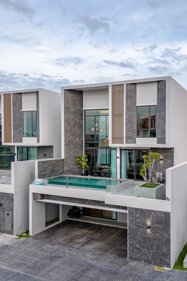 ขายบ้านเดี่ยว 3 ชั้น โครงการ : ไฮบิวรี่ วัชรพล-รามอินทรา *HIGHBURY วัชรพล-รามอินทรา สไตล์ Modern Luxury #ตกแต่งพร้อมอยู่ 1