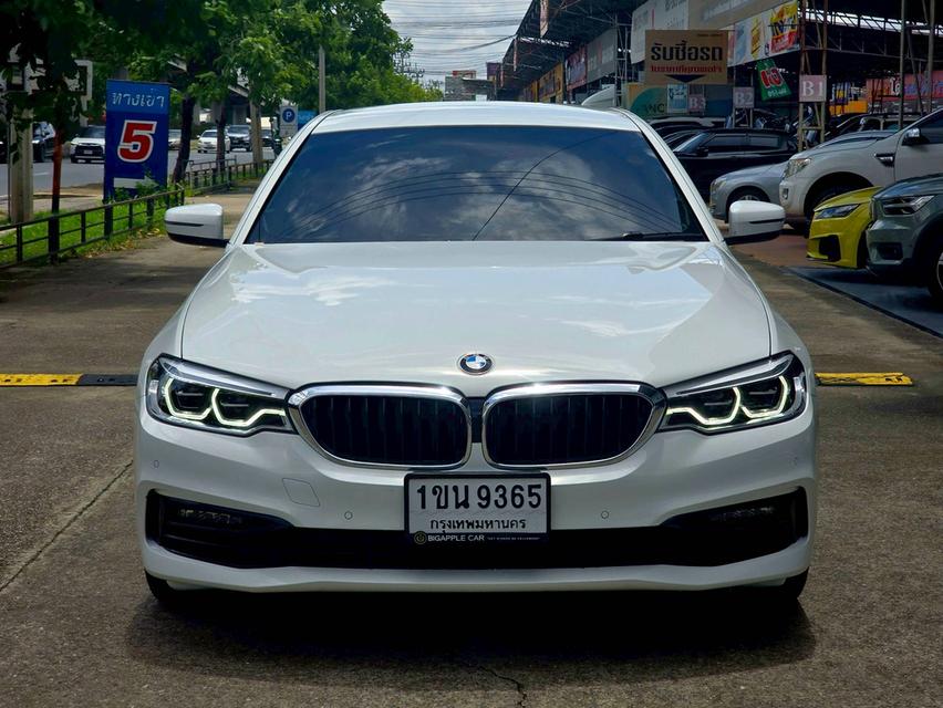 รหัสรถ BAC9365 BMW SERIES 5 530e 2.0 ELITE G30 ปี 2019 จดทะเบียนปี 2021