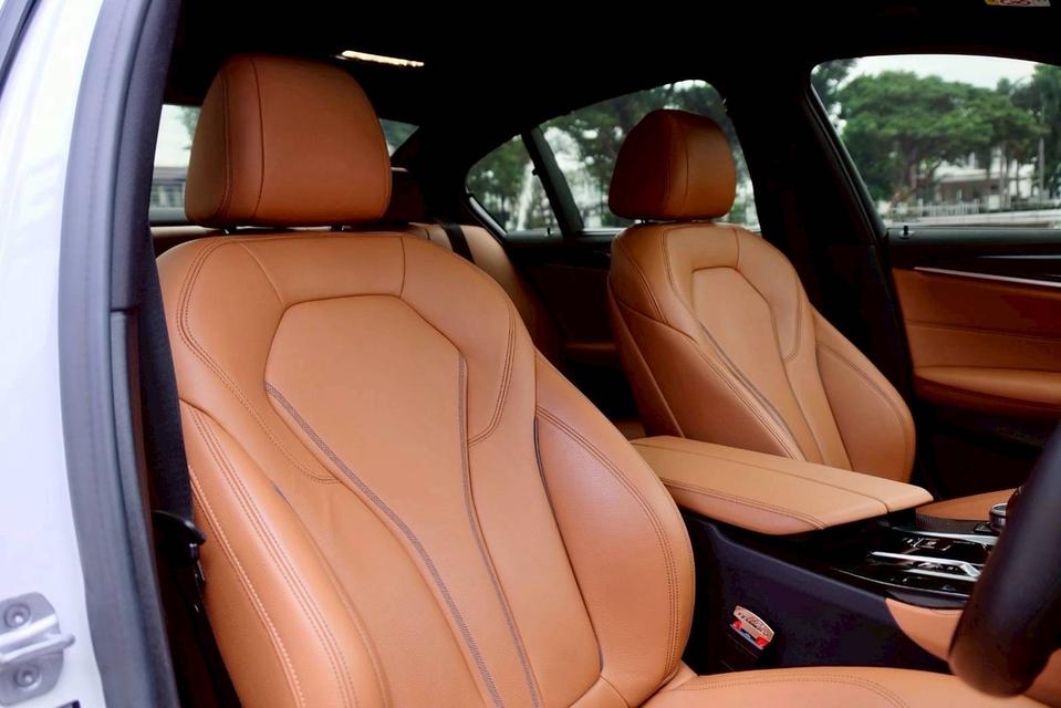 รหัสรถ PR1947 Bmw G30 530e LCI M Sport Package ปี 2022 13